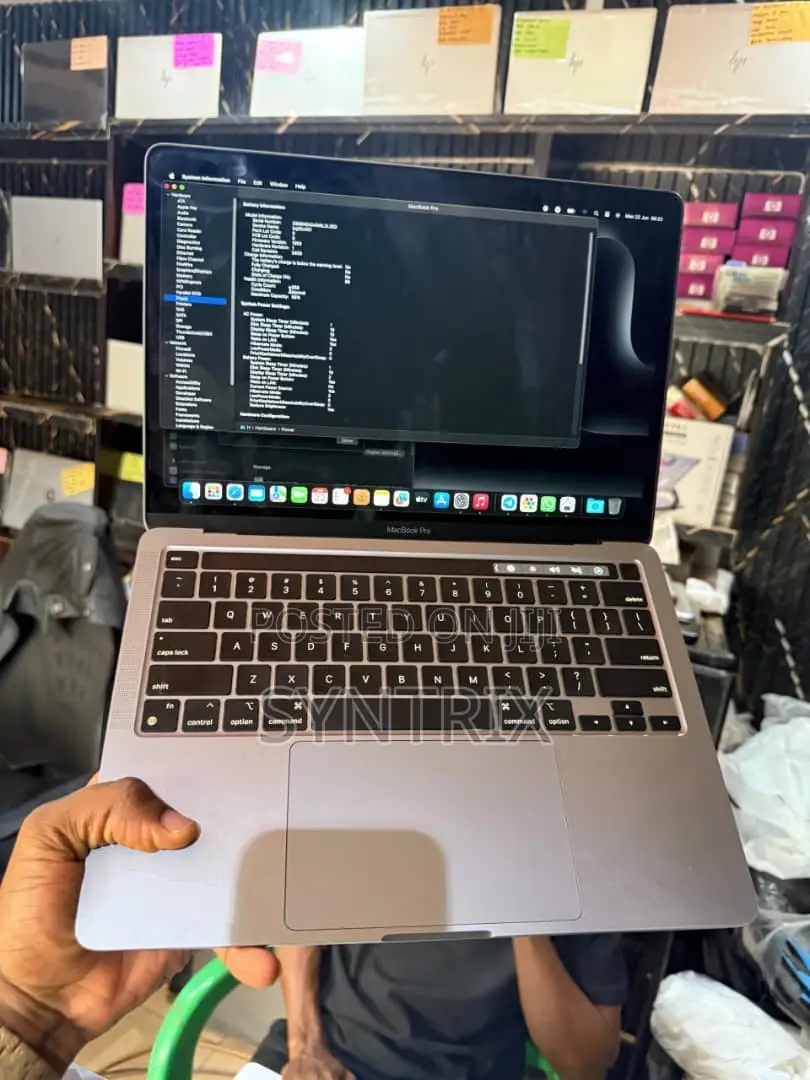 Laptop Apple MacBook Pro 2020 8GB Apple M1 Pro SSD 256GB