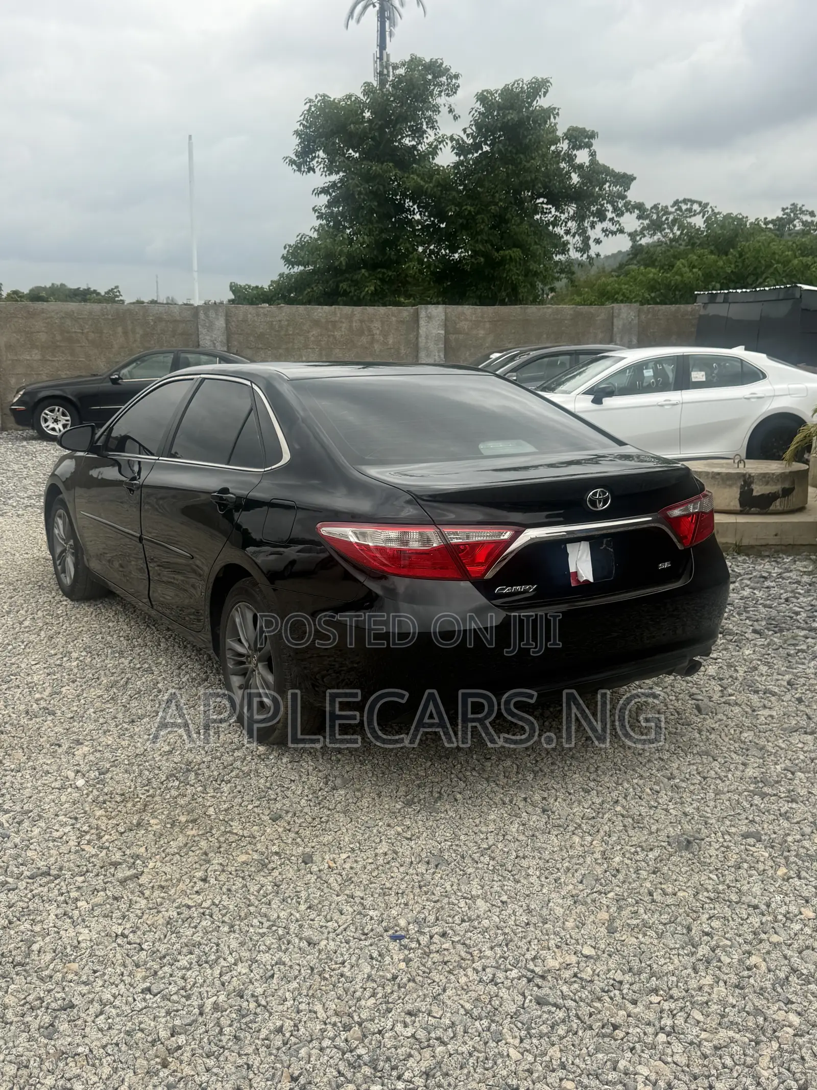 Toyota Camry 2017 Black