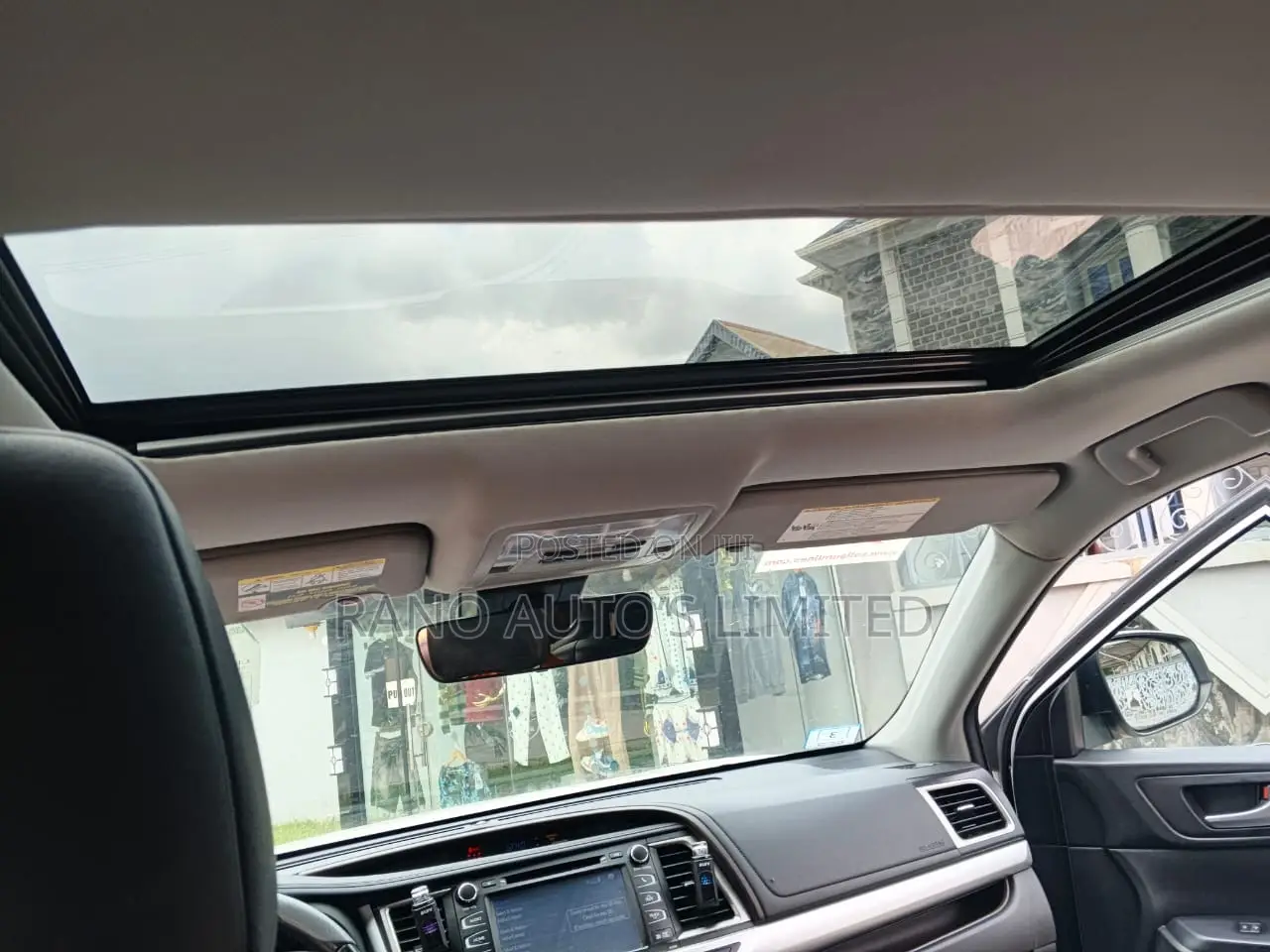 Toyota Highlander XLE 2019 White