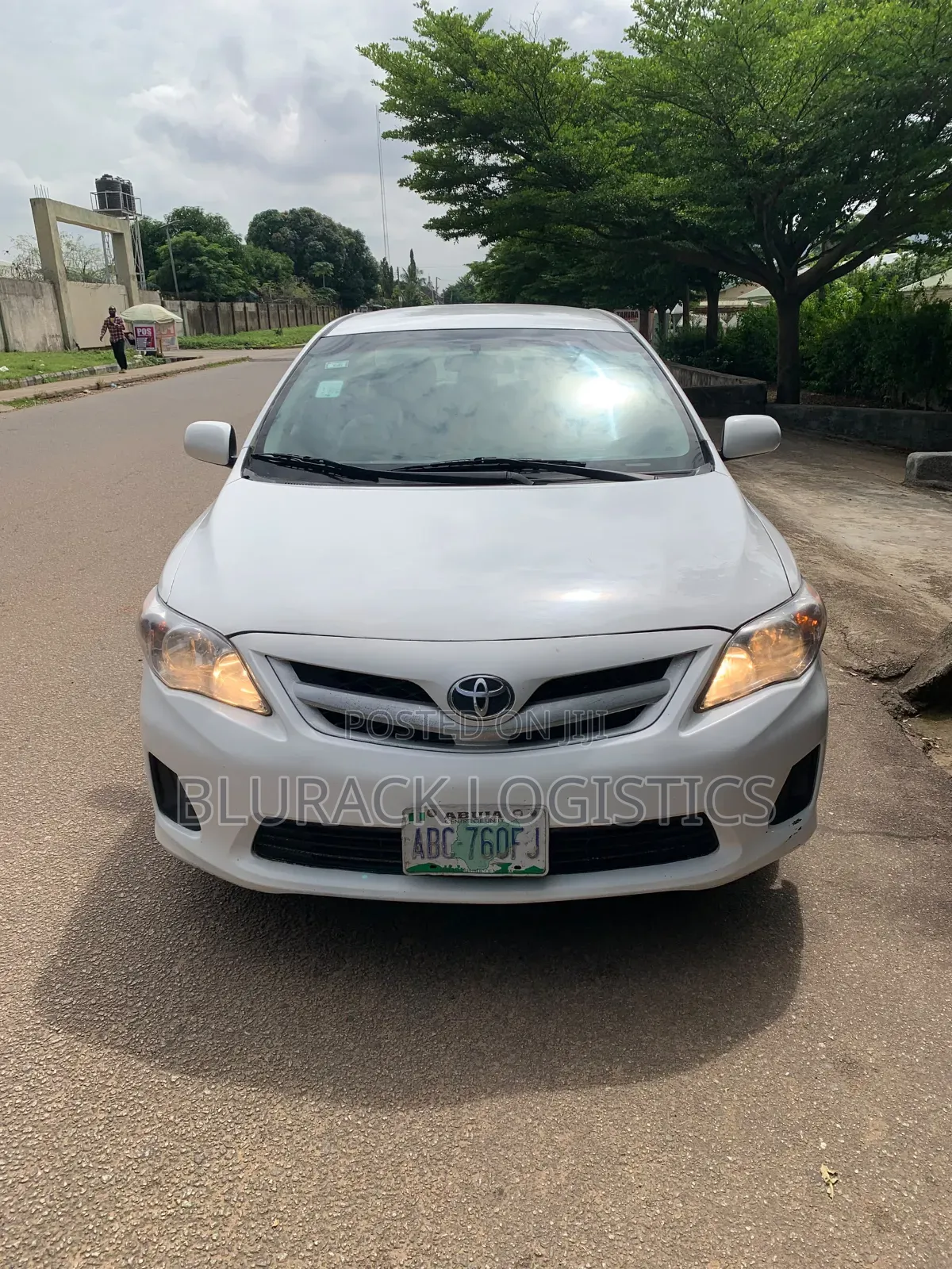 Toyota Corolla LE 4dr Sedan (1.8L 4cyl 4A) 2012 White