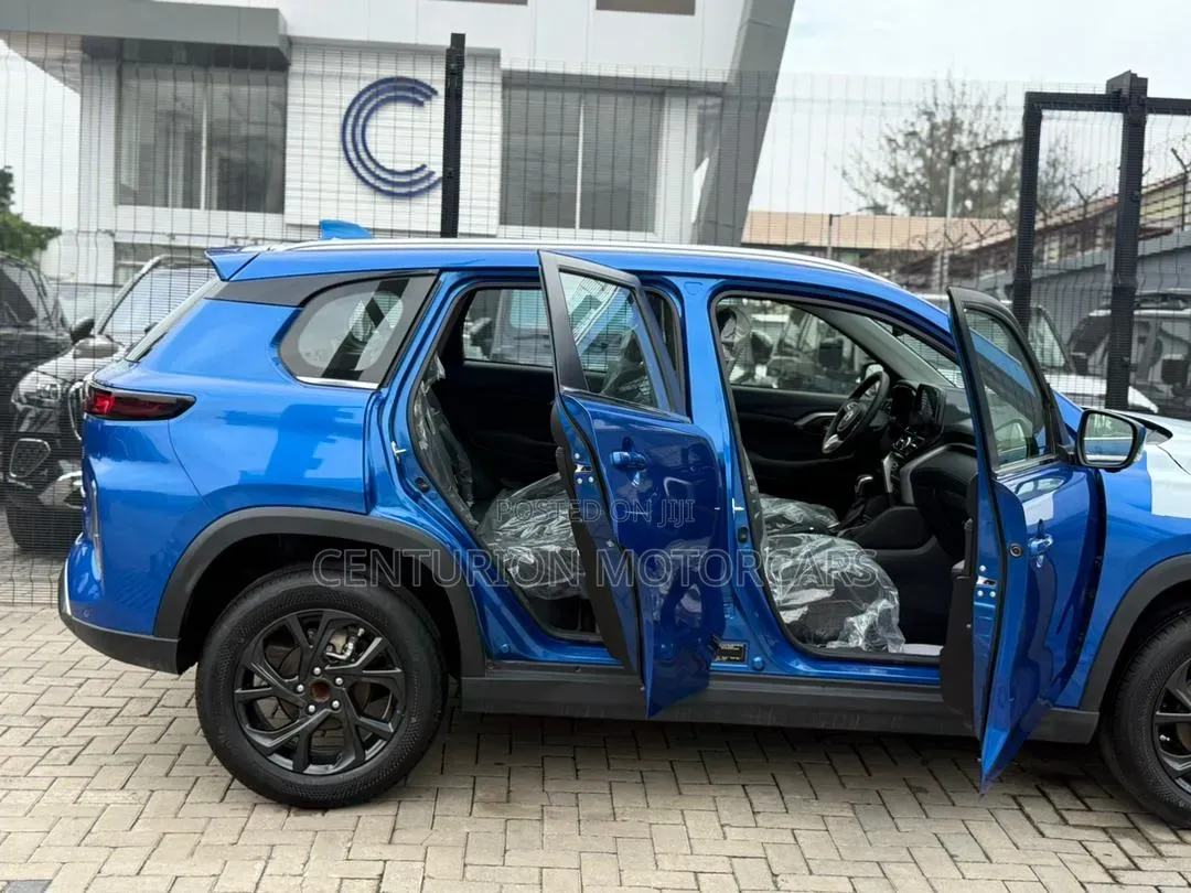 New Toyota Urban Cruiser 2025 Blue