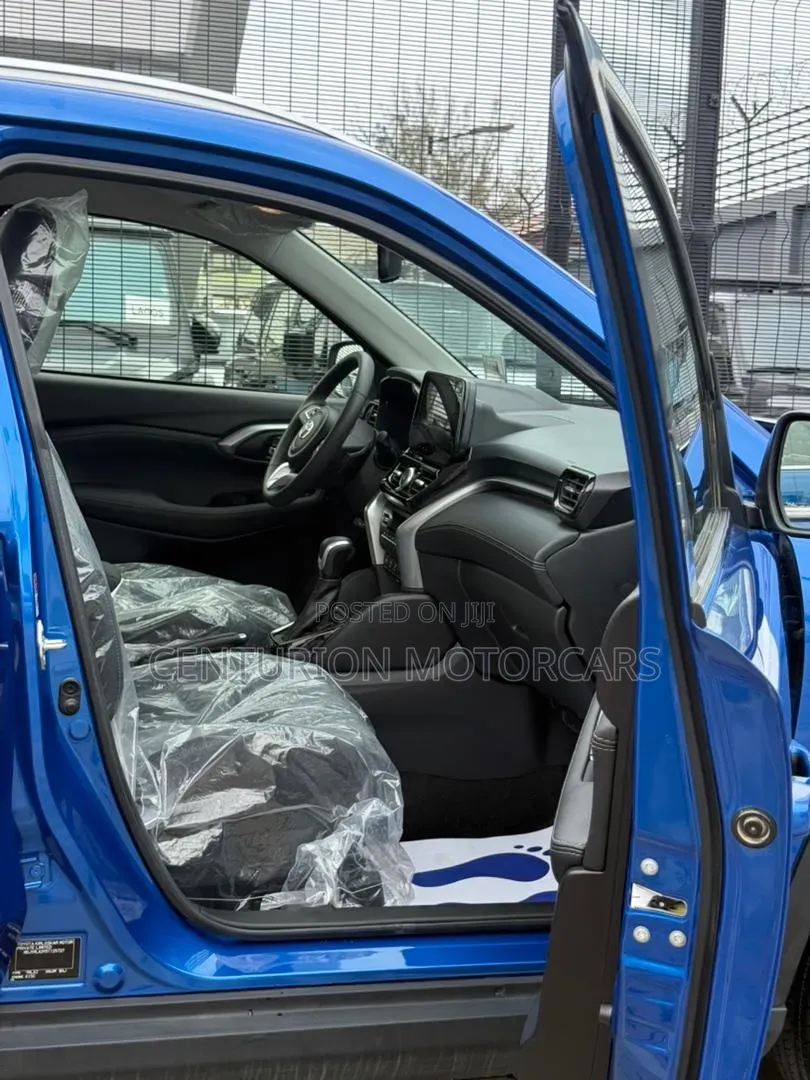 New Toyota Urban Cruiser 2025 Blue
