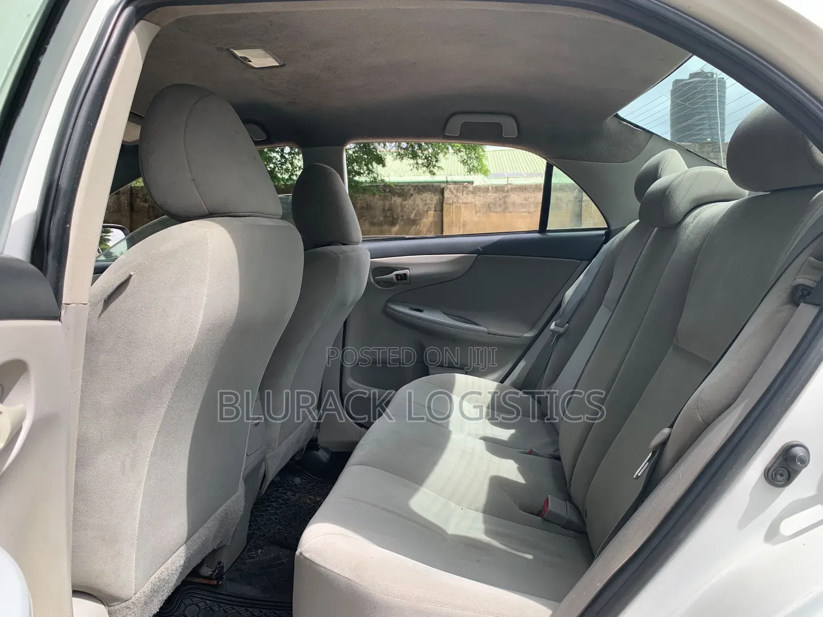 Toyota Corolla LE 4dr Sedan (1.8L 4cyl 4A) 2012 White