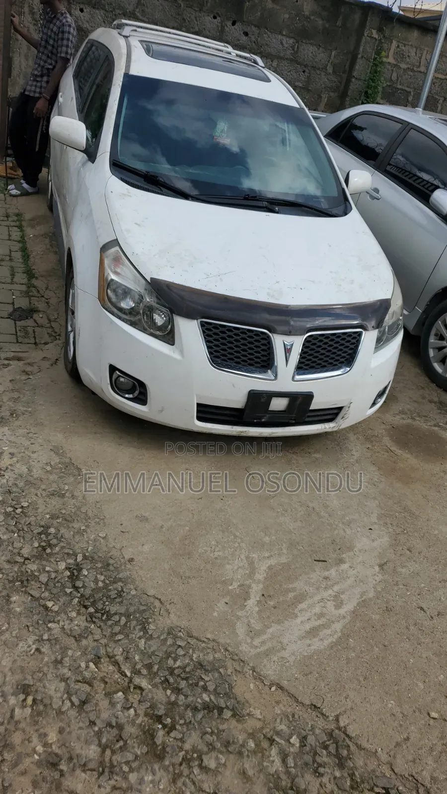 Pontiac Vibe 2009 White
