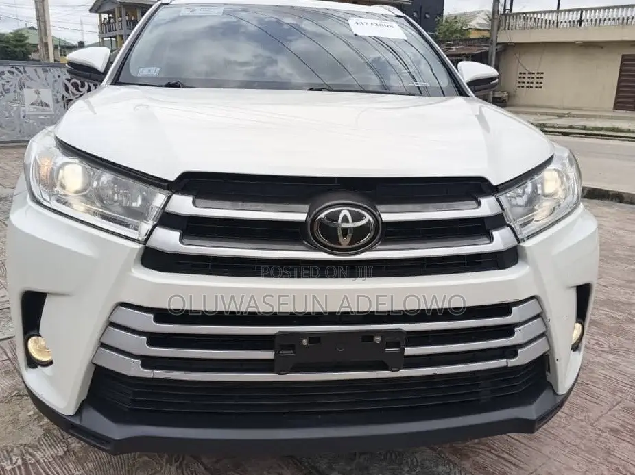 Toyota Highlander XLE 2019 White
