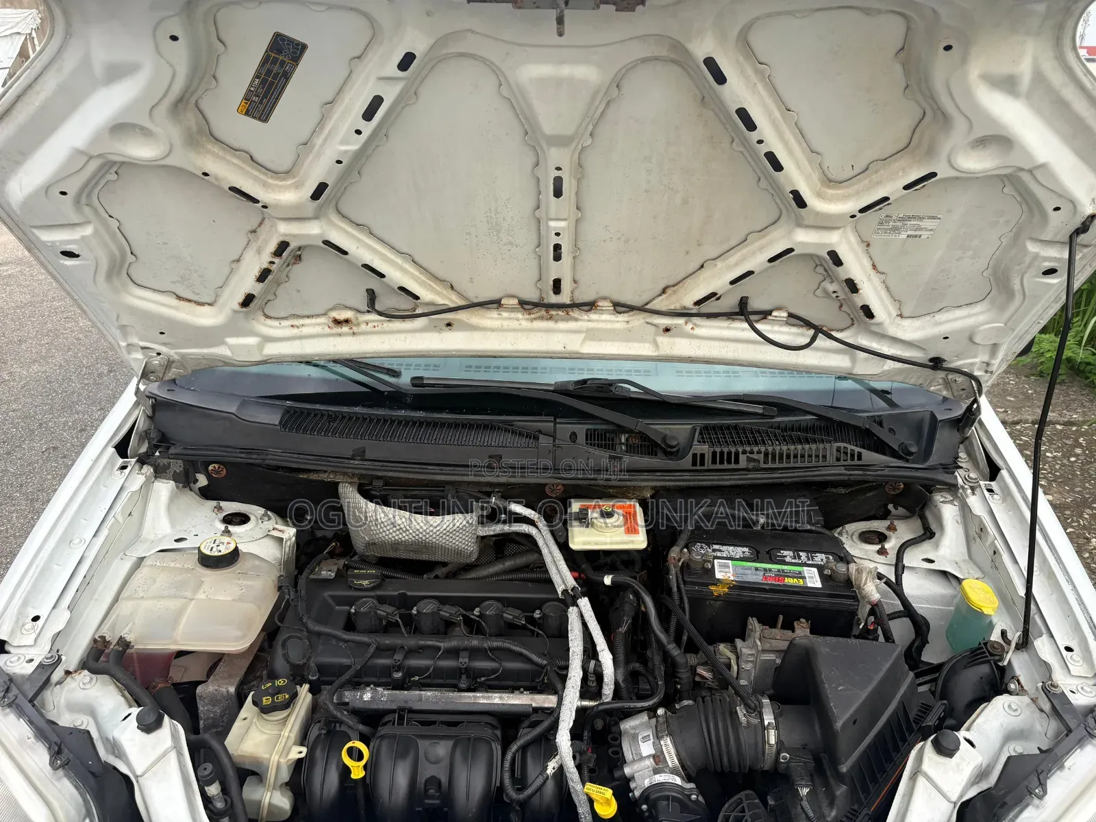 Ford Transit Connect 2010 White