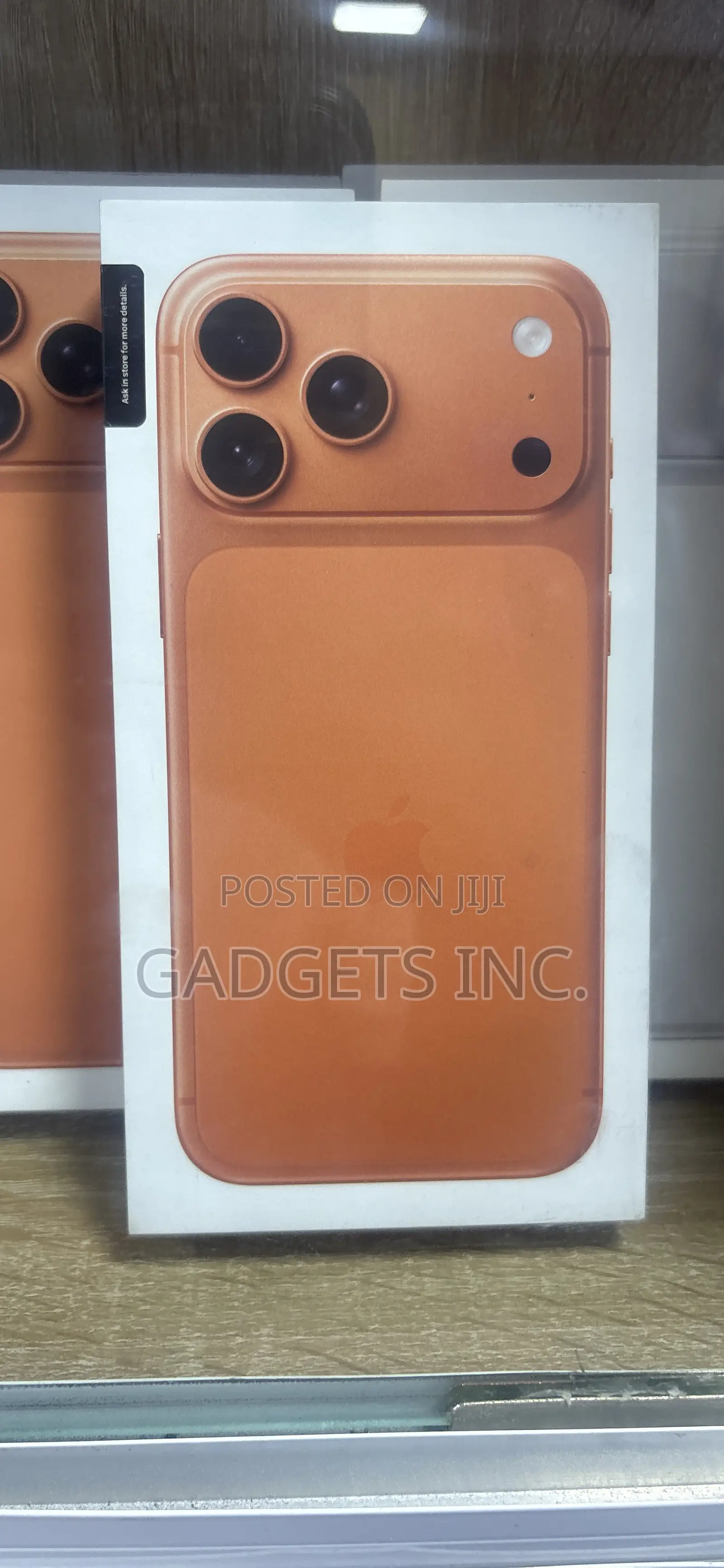 New Apple iPhone 17 Pro Max 256 GB Orange