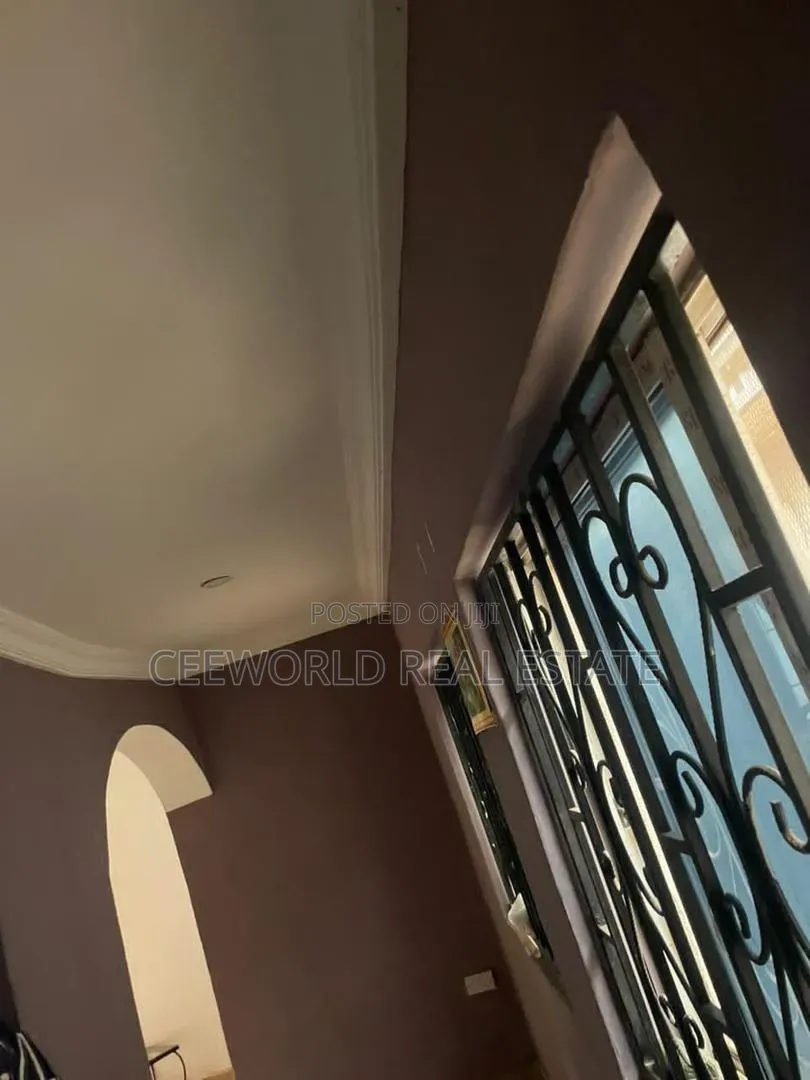 4bdrm Bungalow in Oke'Bukun Elebu, Akala Express for rent