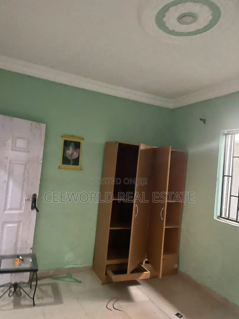4bdrm Bungalow in Oke'Bukun Elebu, Akala Express for rent
