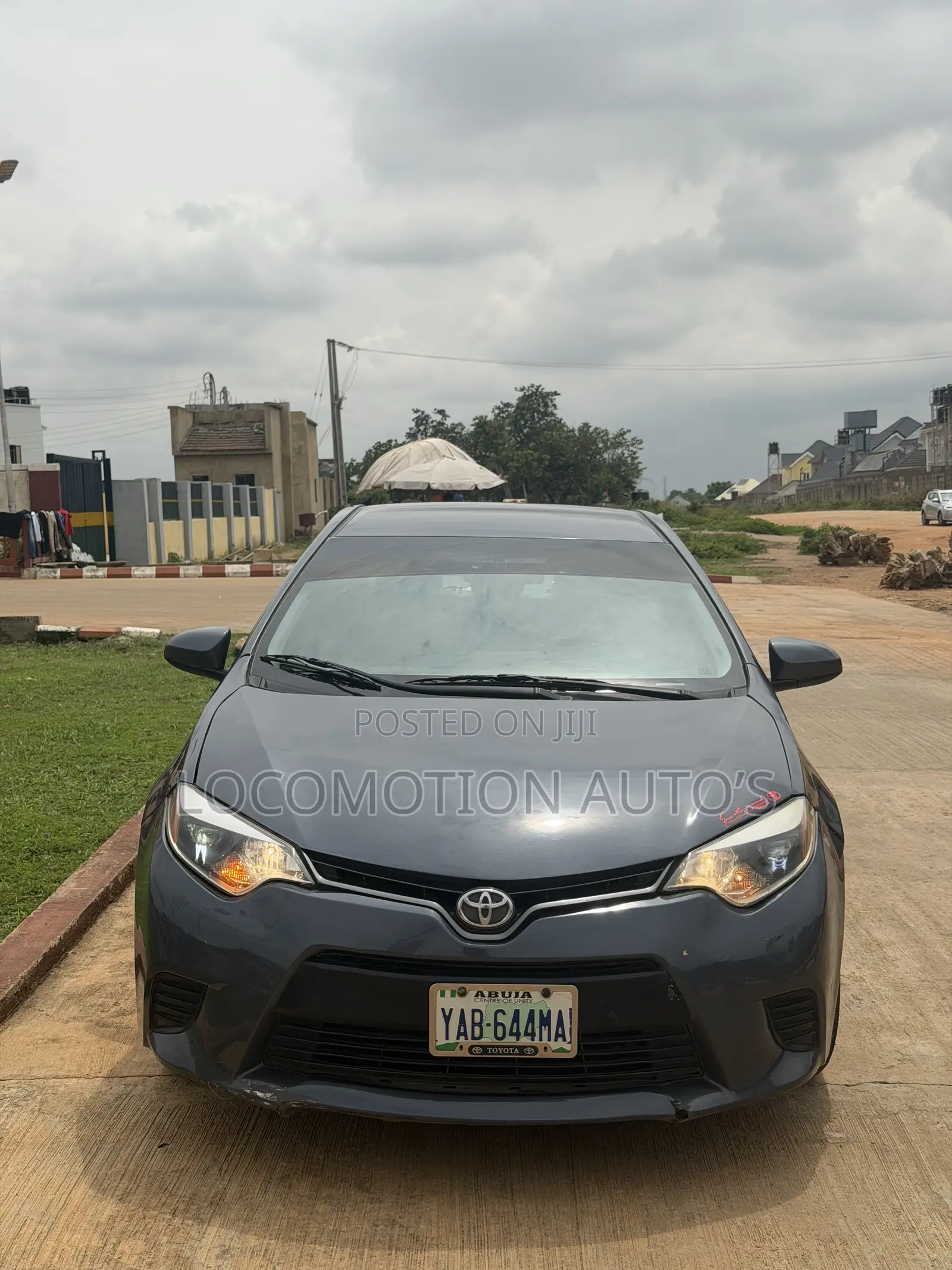 Toyota Corolla LE 4dr Sedan (1.8L 4cyl CVT) 2015 Gray