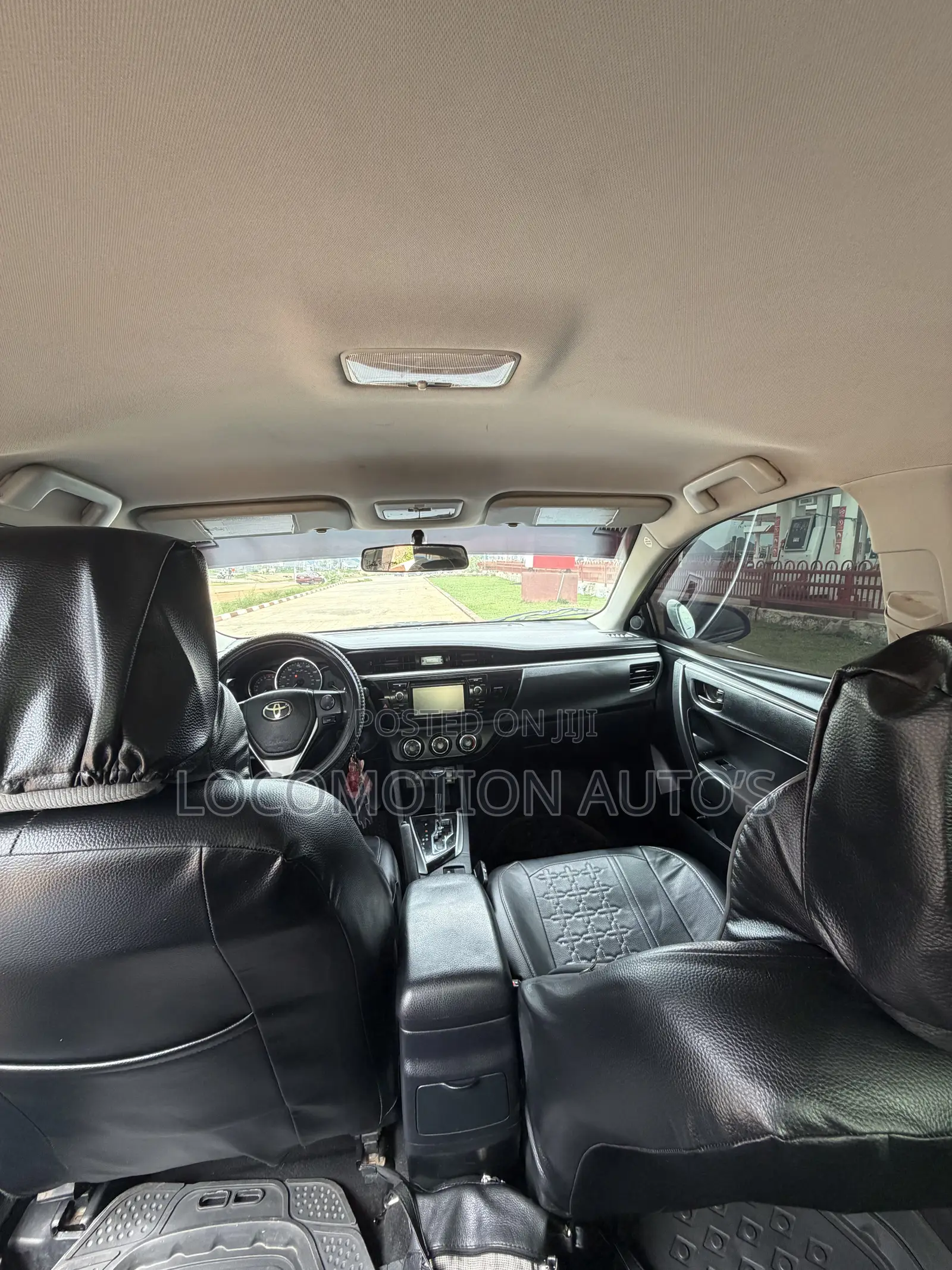Toyota Corolla LE 4dr Sedan (1.8L 4cyl CVT) 2015 Gray