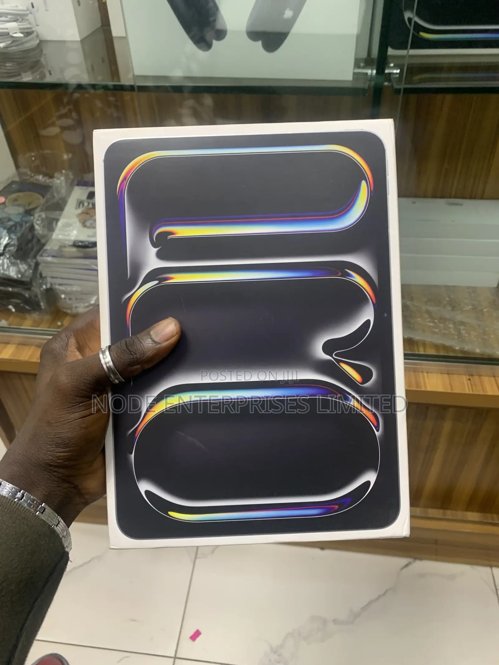 New Apple iPad Pro 11 (2025) 256 GB Black