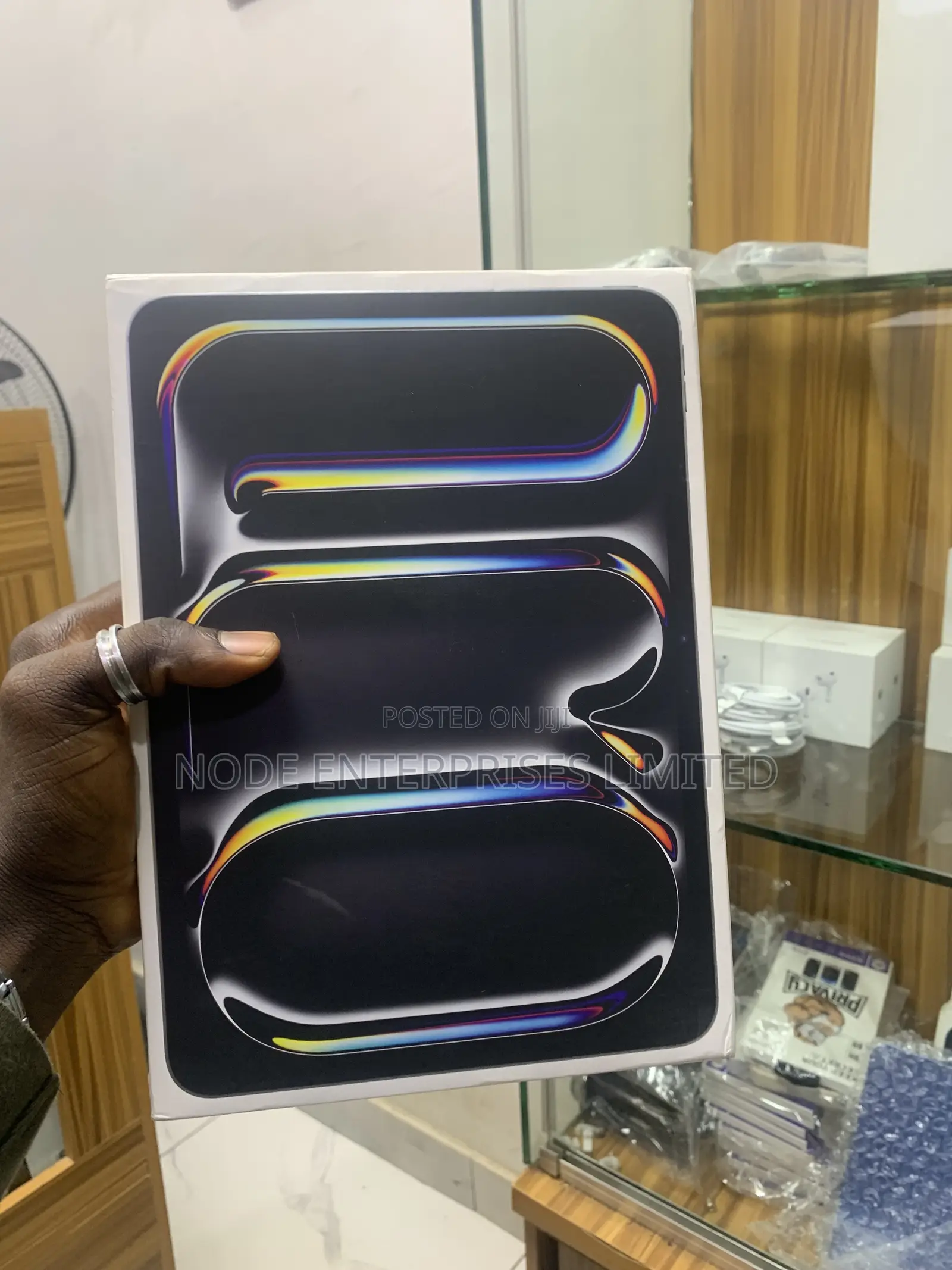 New Apple iPad Pro 11 (2025) 256 GB Black