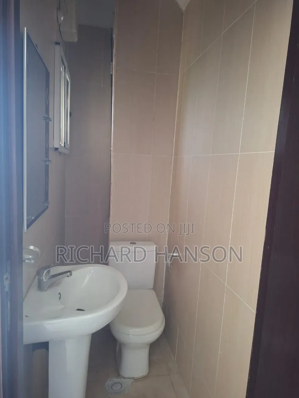 3bdrm Apartment in Secured -Serviced, Sangotedo for rent
