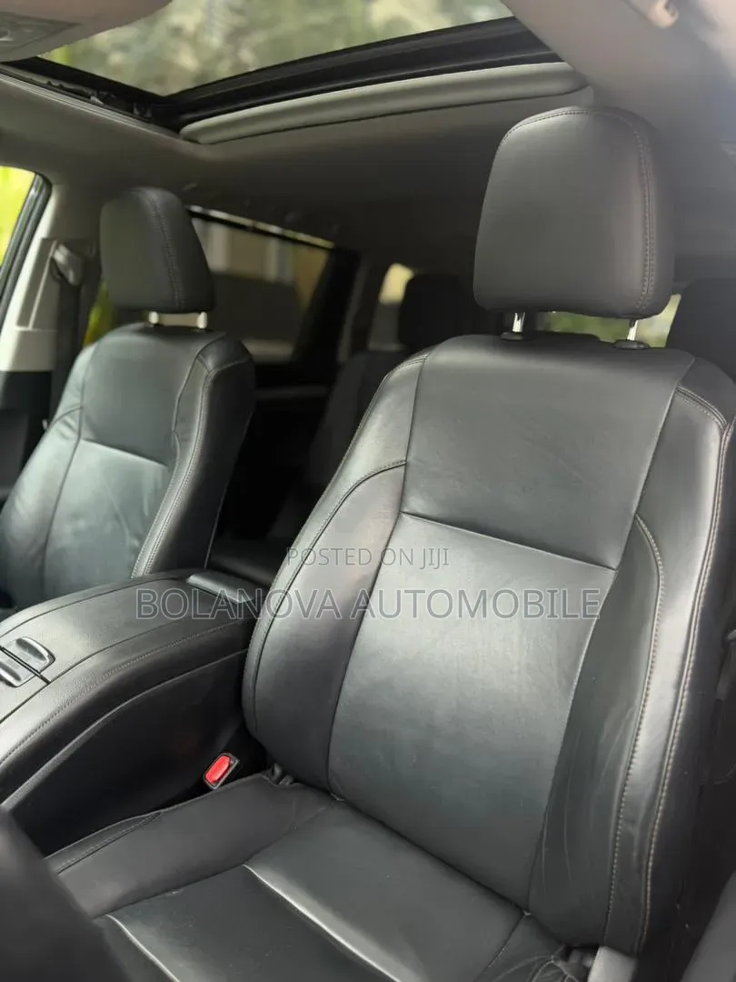 Toyota Highlander XLE 4dr SUV AWD (3.5L 6cyl 6A) 2015 Gray