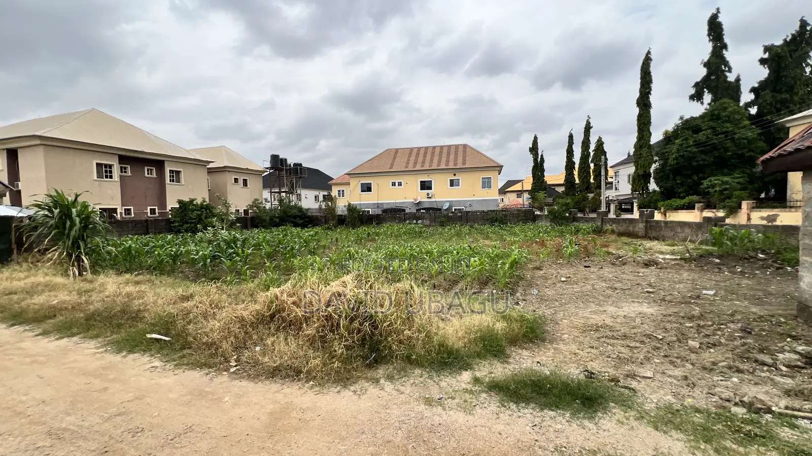 1000 SQM Plot 