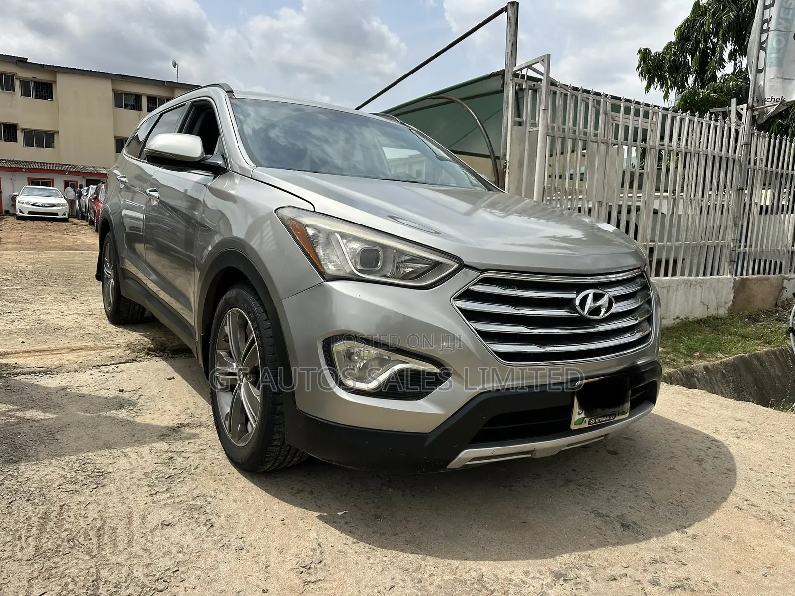 Hyundai Santa Fe Limited 4dr SUV AWD w/Saddle Interior (3.3L 6cyl 6A)
