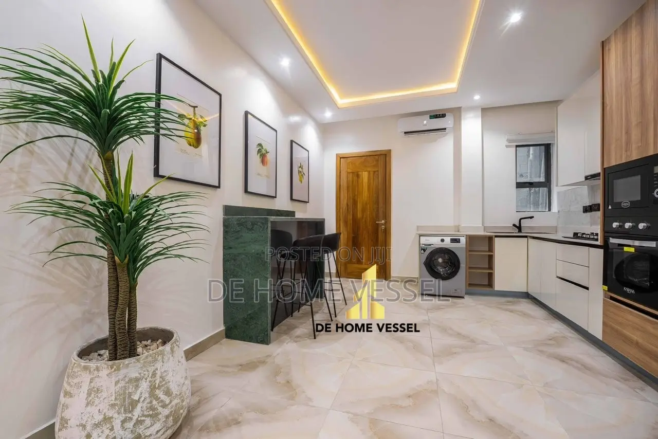 Furnished 2bdrm Maisonette in Lekki Phase 1 for sale