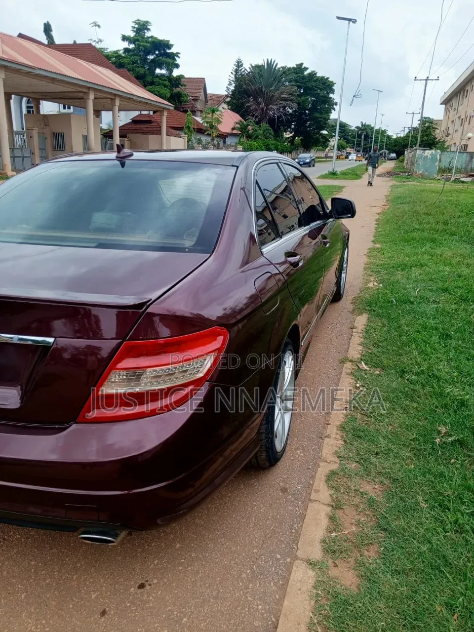 Mercedes-Benz C300 2010 Red