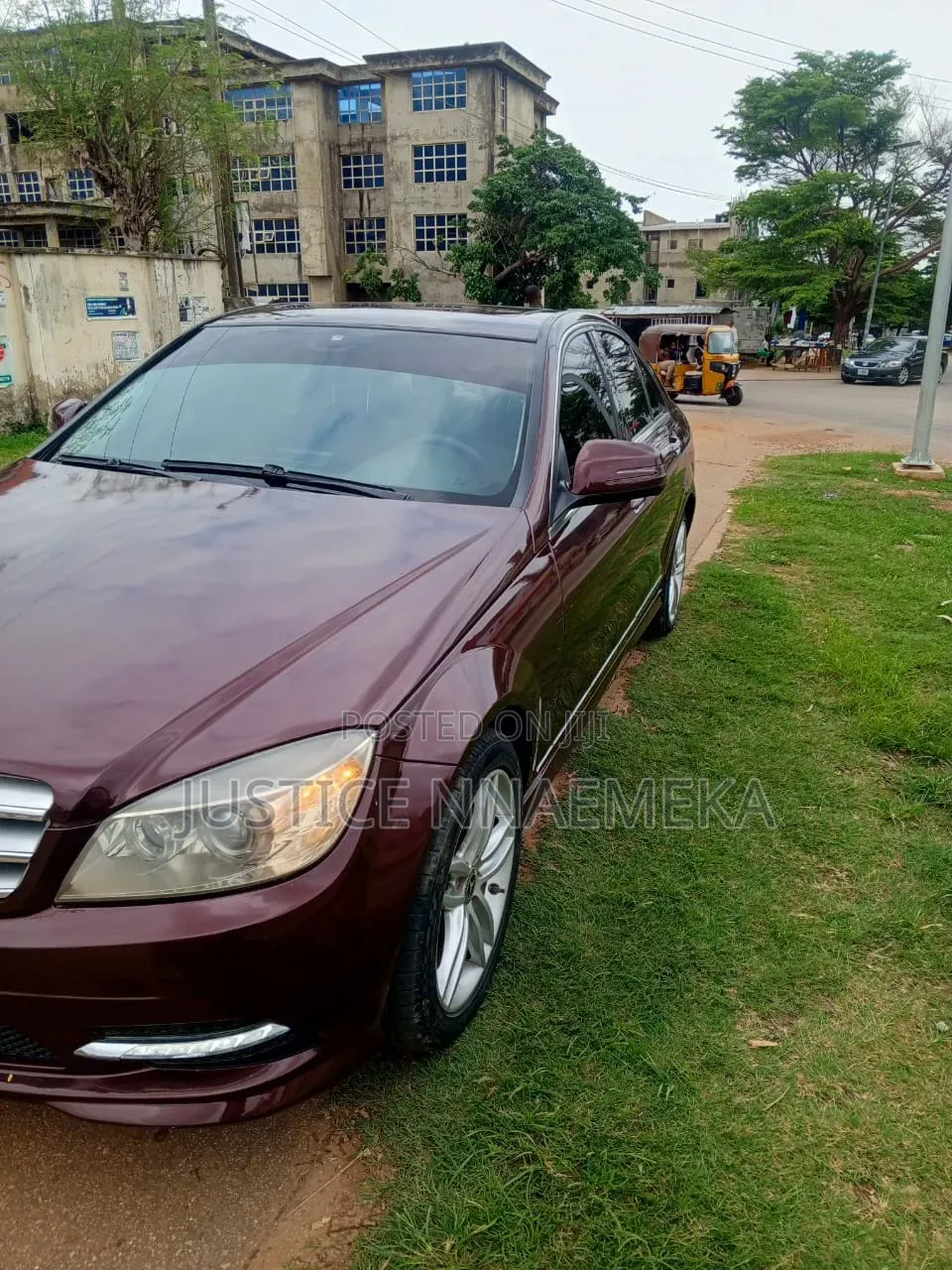 Mercedes-Benz C300 2010 Red
