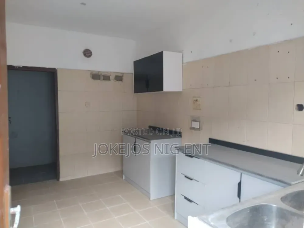 4bdrm Duplex in Sangotedo for sale