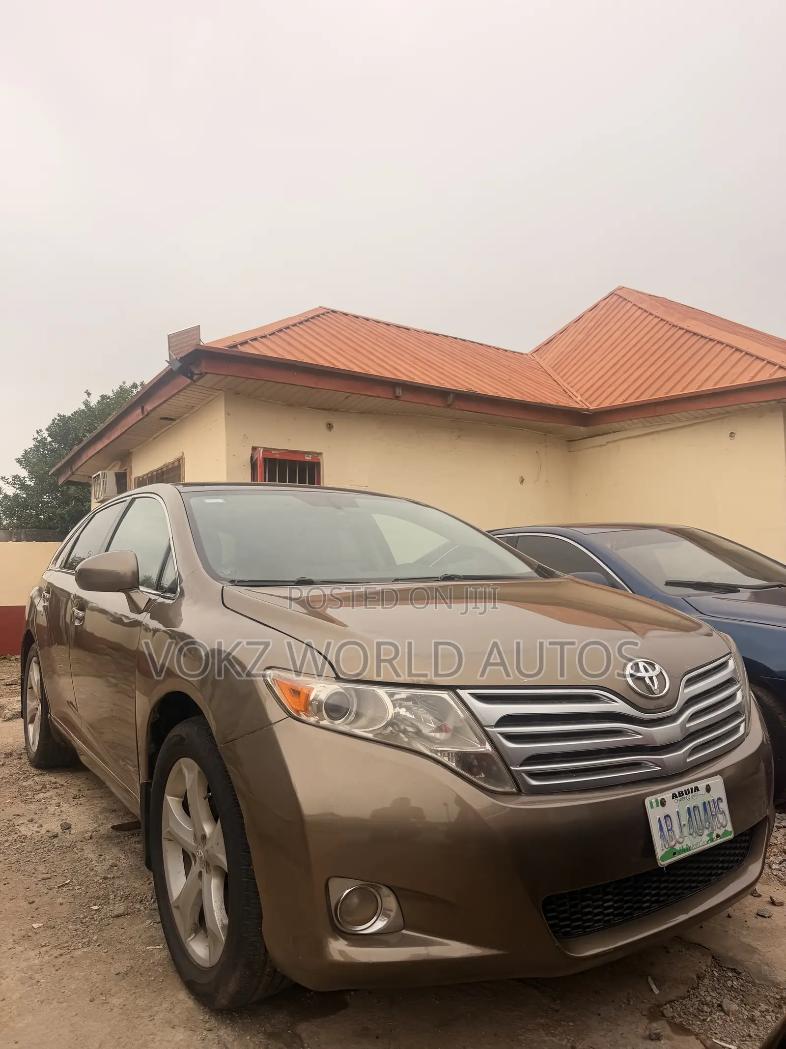 Toyota Venza AWD 2010 Gold