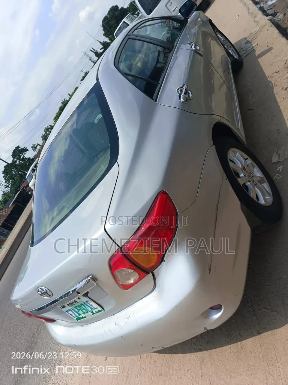 Toyota Corolla 2010 Silver