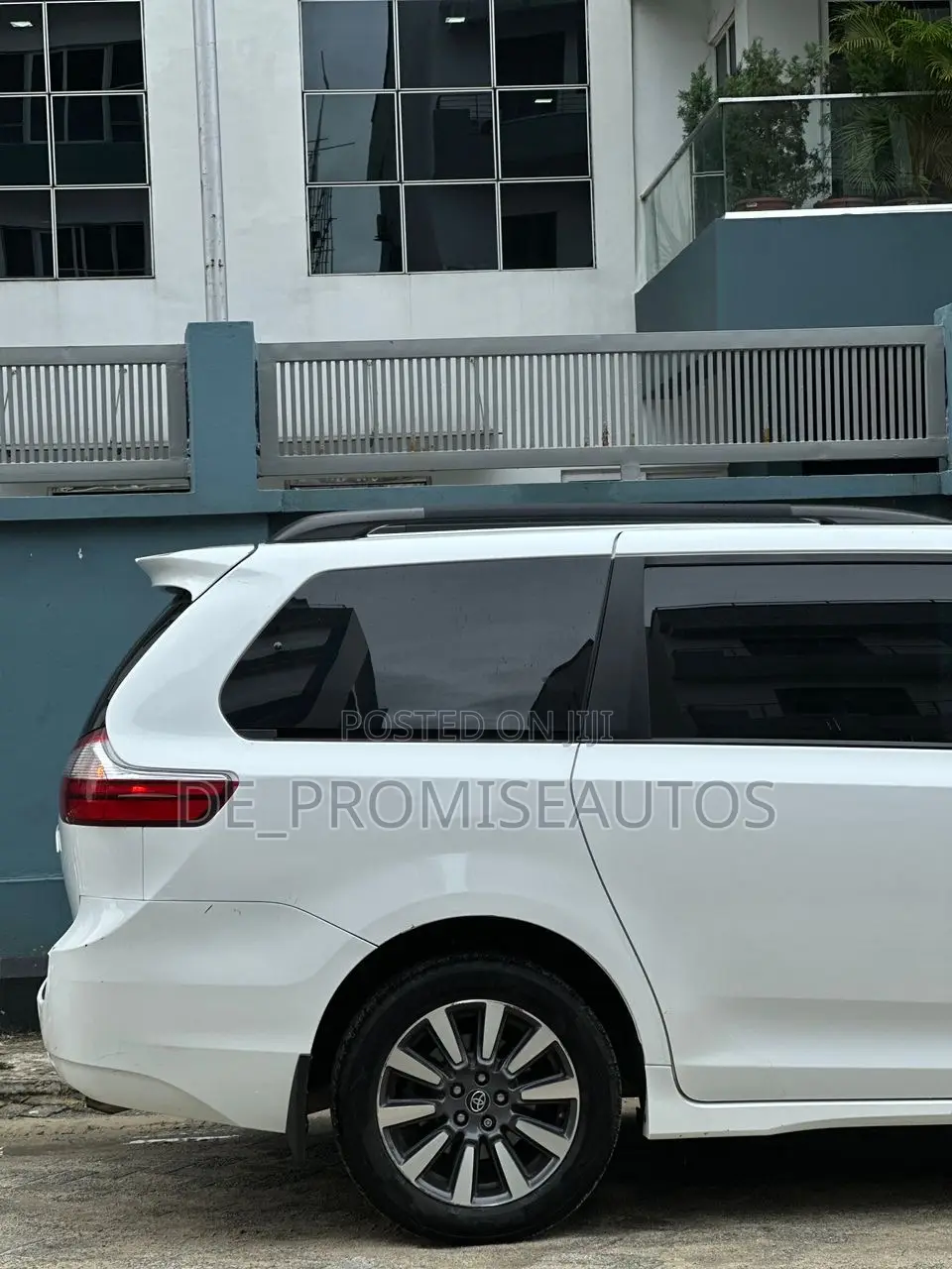 Toyota Sienna 2020 White