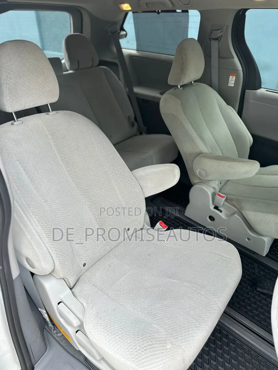 Toyota Sienna 2020 White