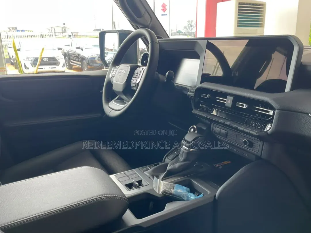 New Toyota Land Cruiser Prado 2026 Black