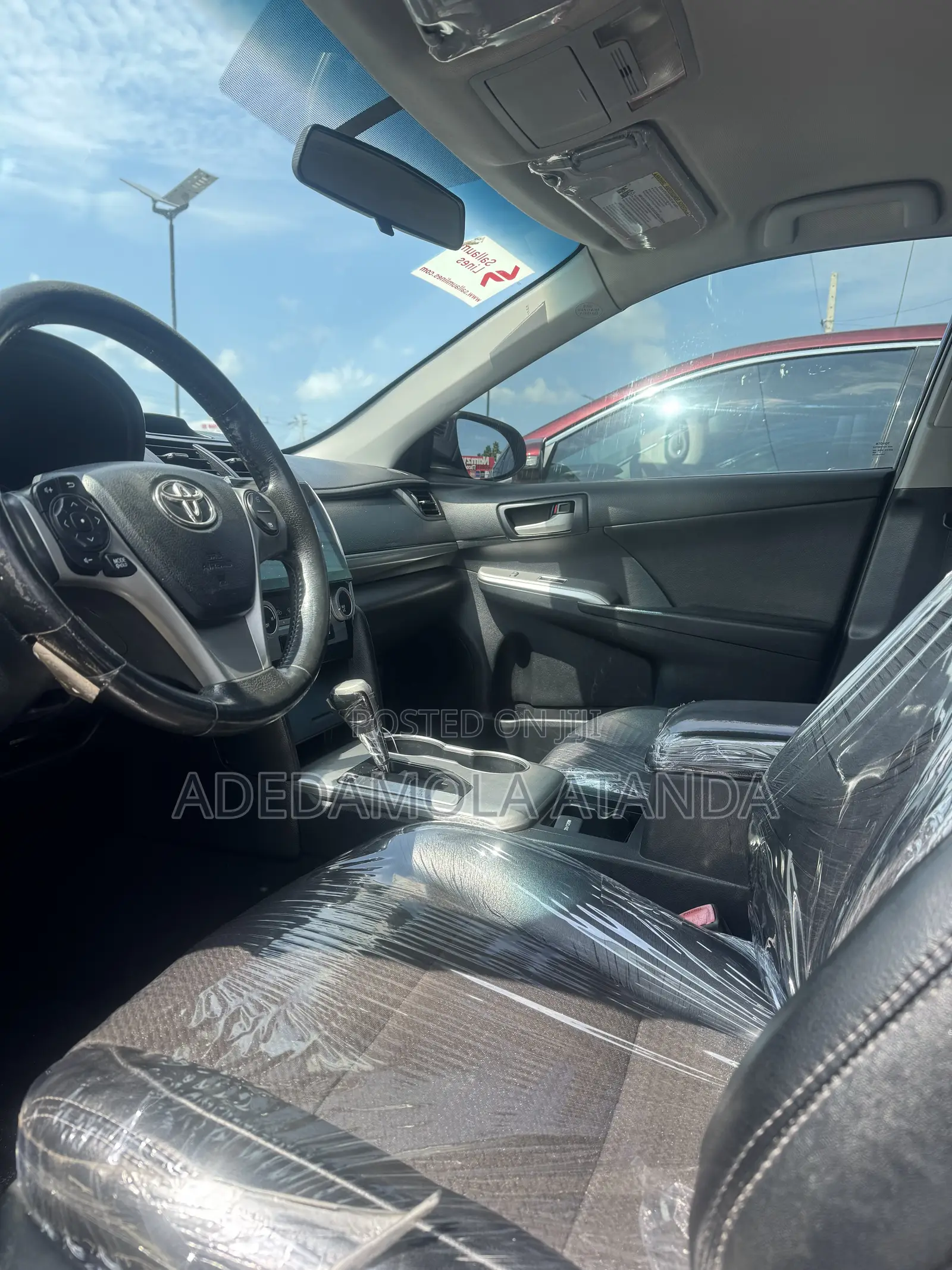 Toyota Camry SE 4dr Sedan (2.5L 4cyl 6A) 2012 Gray