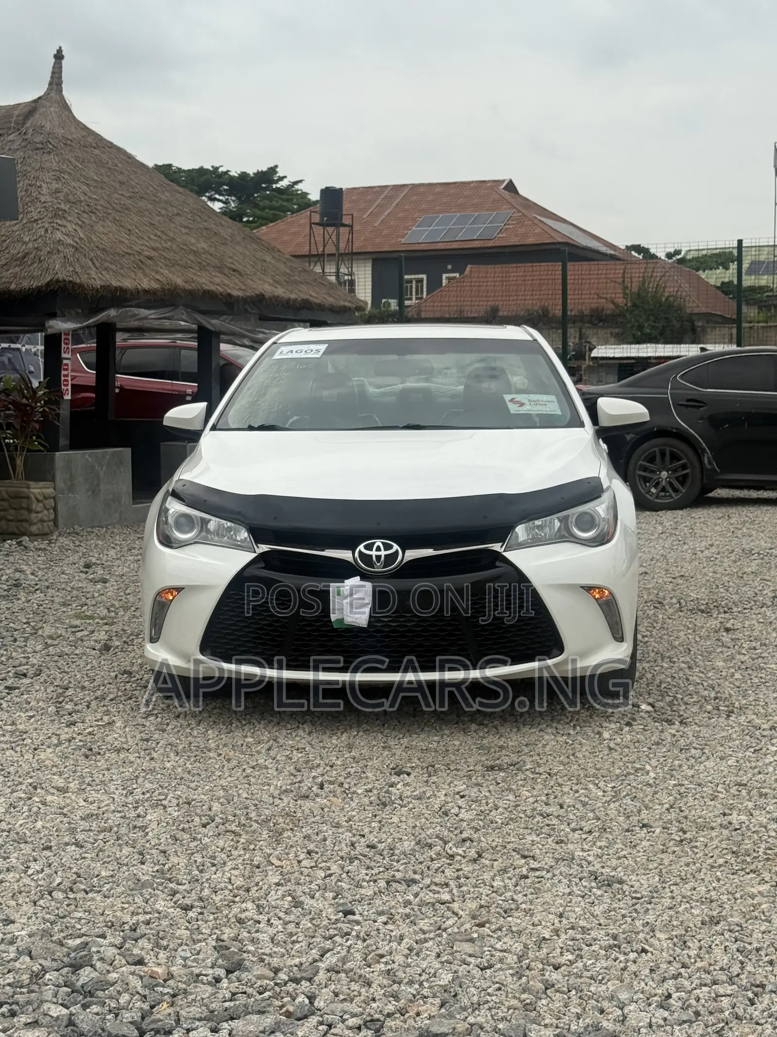 Toyota Camry XSE 4dr Sedan (2.5L 4cyl 6A) 2015 White