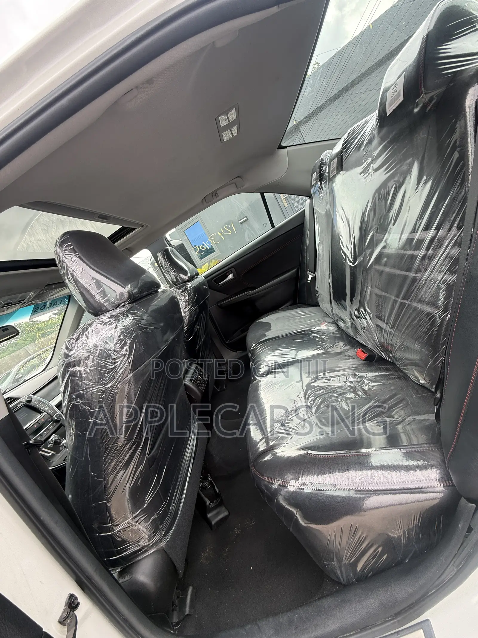 Toyota Camry XSE 4dr Sedan (2.5L 4cyl 6A) 2015 White