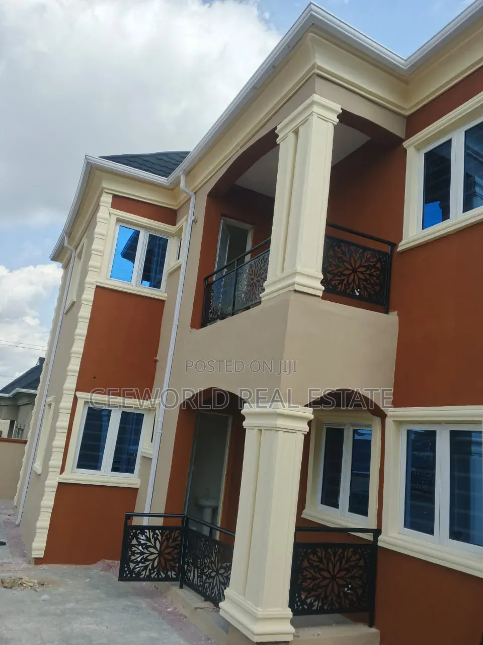 2bdrm Apartment in Akilapa Estate, Idishin for rent