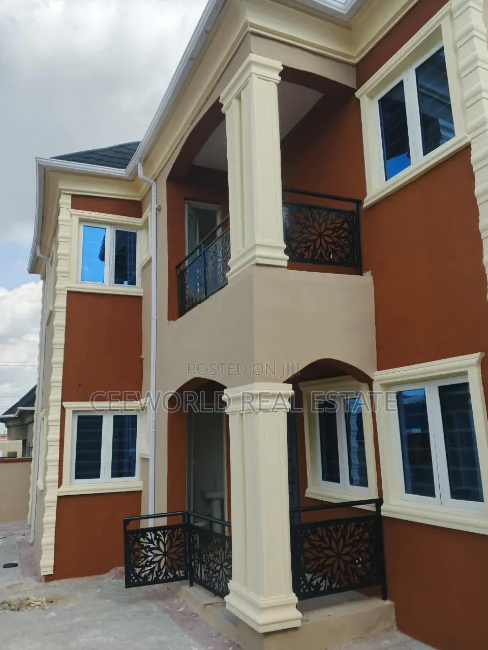 2bdrm Apartment in Akilapa Estate, Idishin for rent