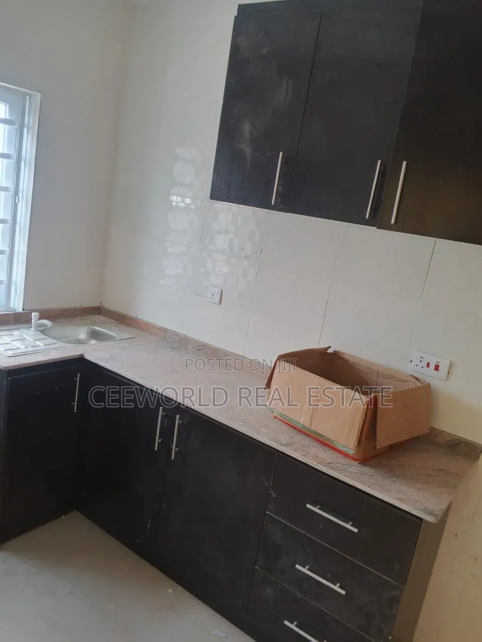 2bdrm Apartment in Akilapa Estate, Idishin for rent