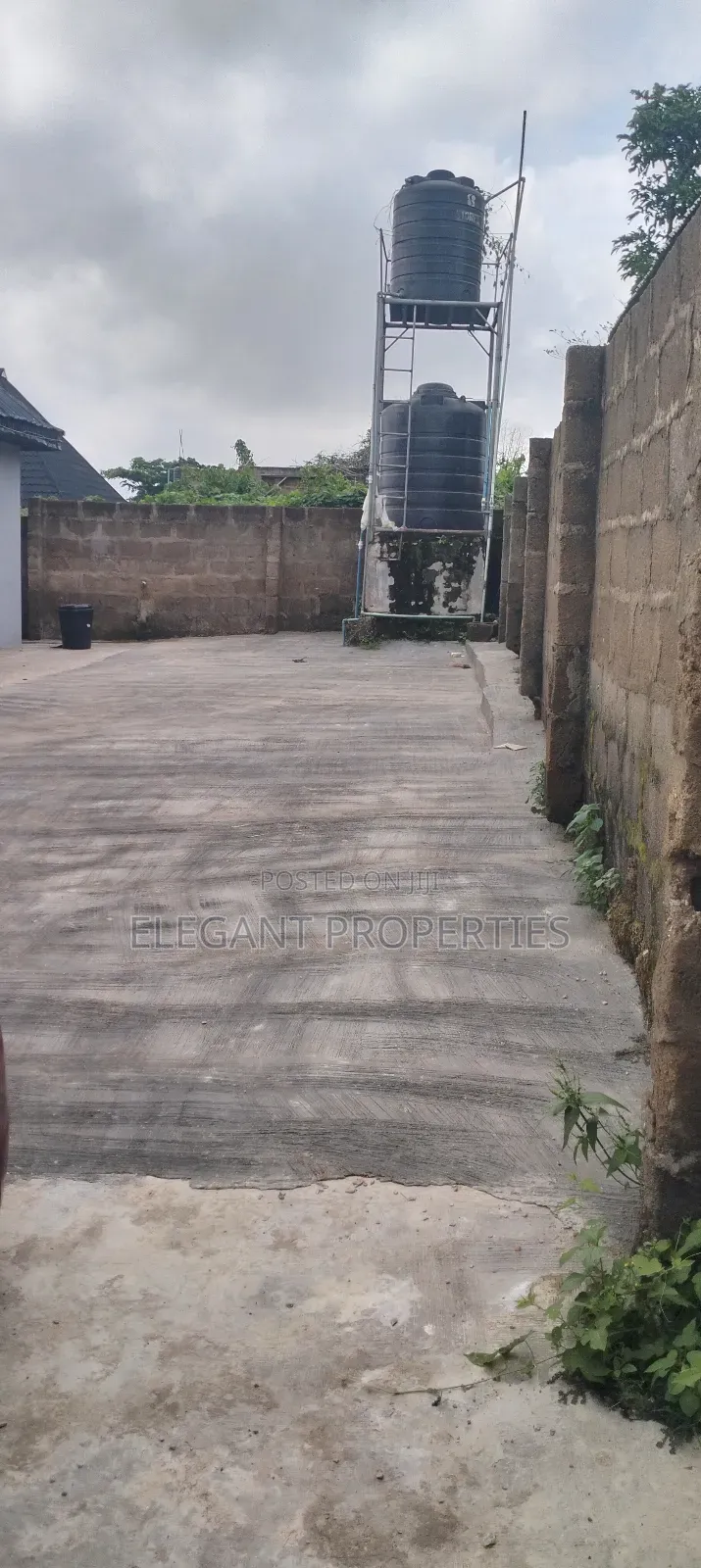 2bdrm Block of Flats in Mast, Usteem School, Osogbo for sale