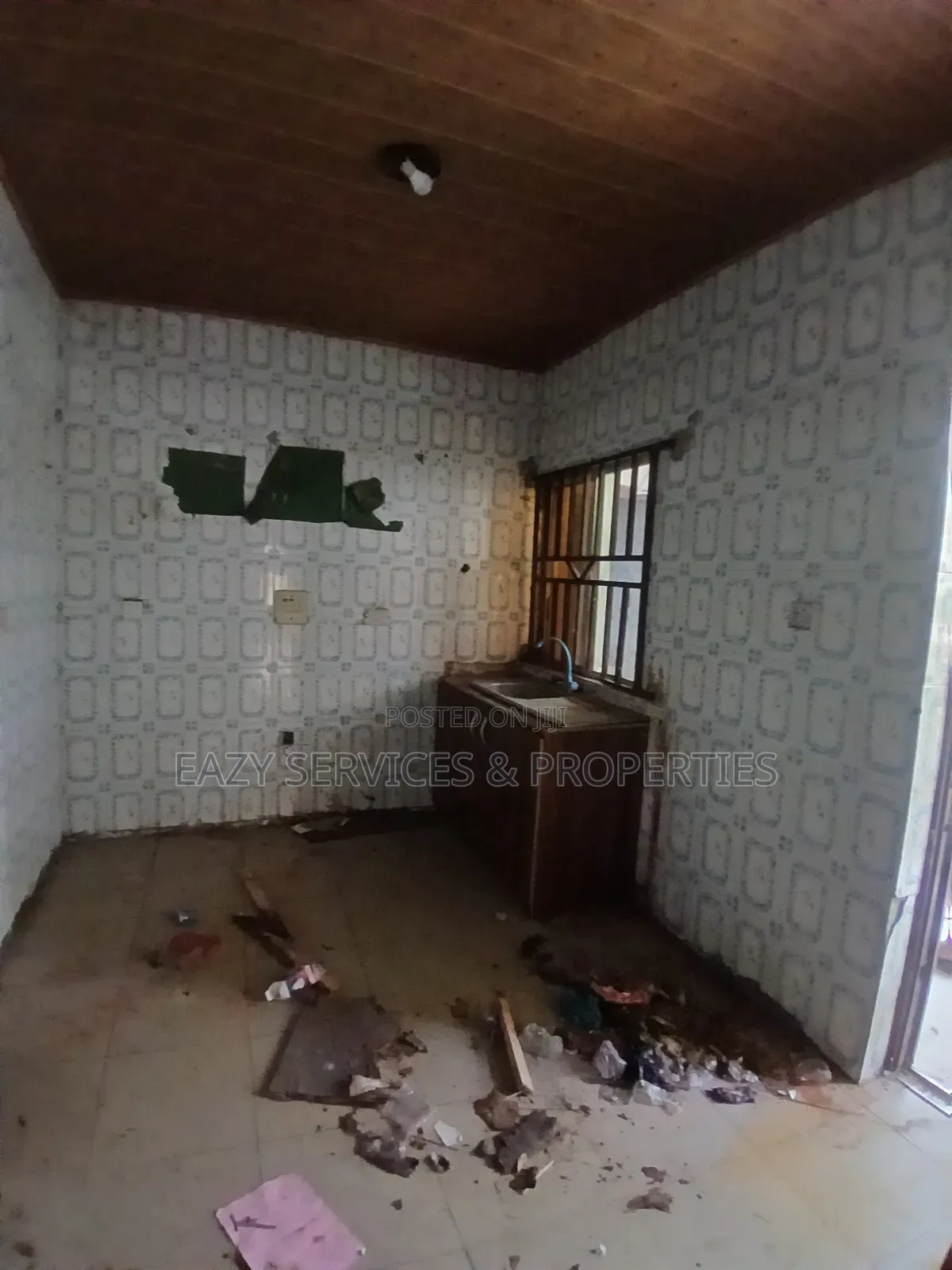 1bdrm Shared Apartment in Gated And Secured, Badore for rent
