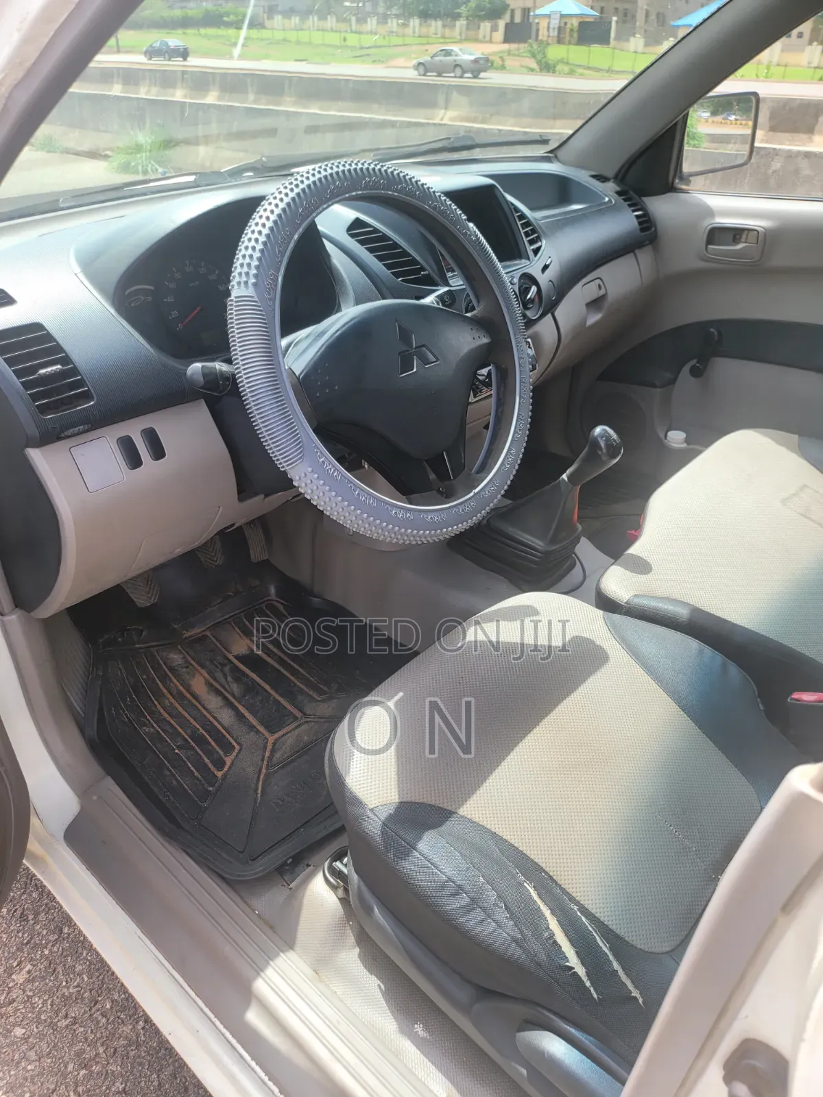 Mitsubishi L200 Single Cab 2.5 TD 2013 White