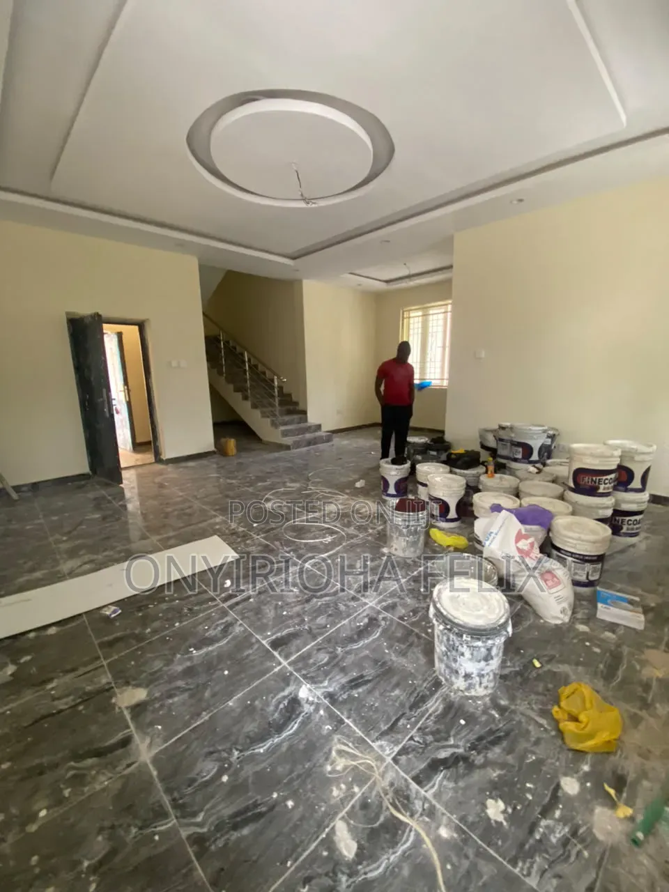 3bdrm Townhouse / Terrace in Off 3Rd Avenue, Bunkoro for rent