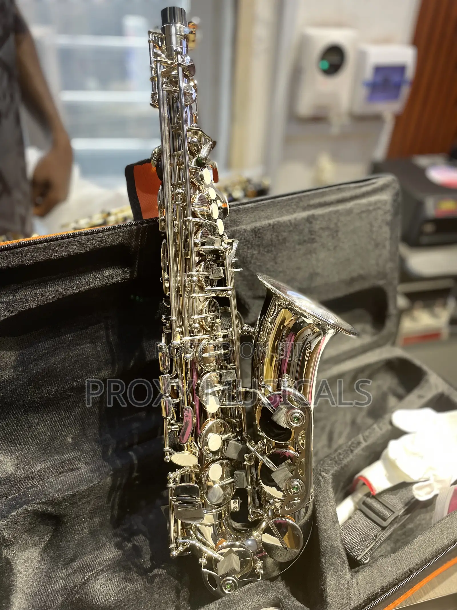 Professional Yamaha Silver Alto Saxophone