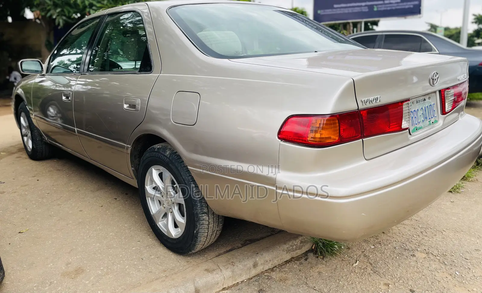 Toyota Camry 2002 Gold