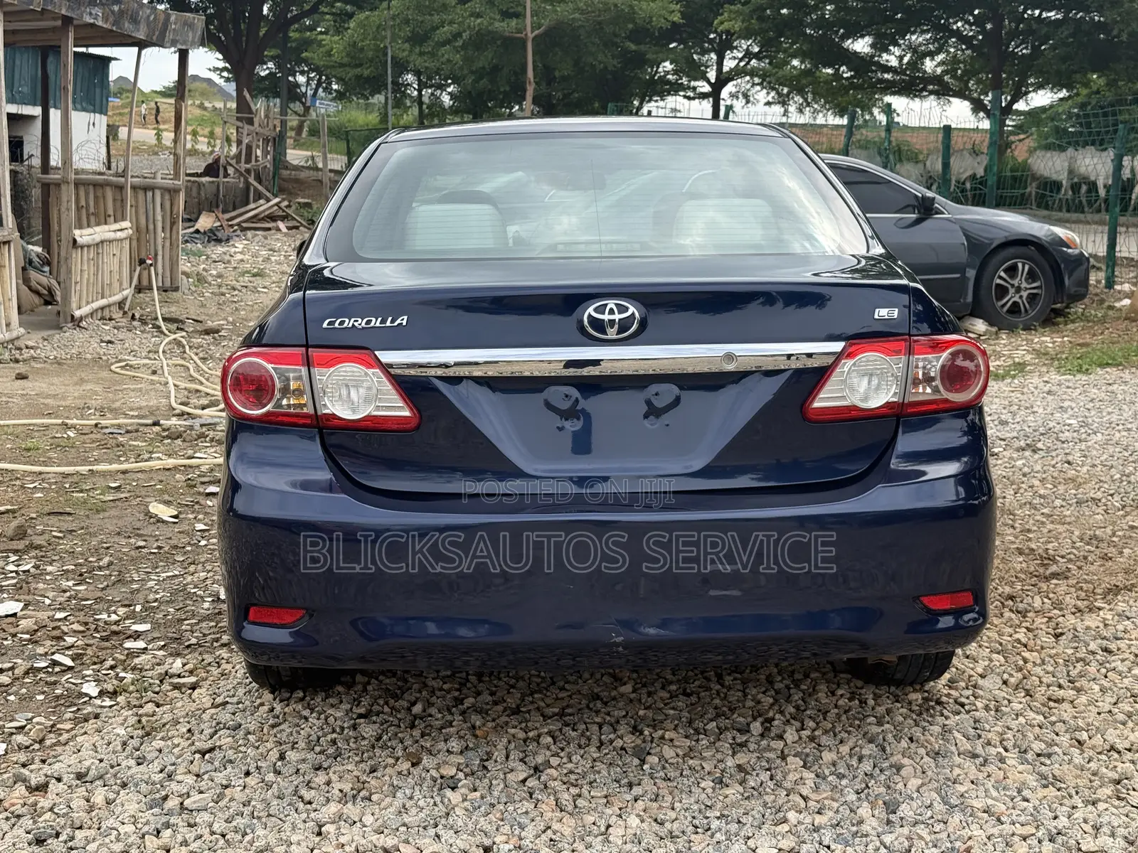 Toyota Corolla LE Special Edition 4dr Sedan (1.8L 4cyl 4A) 2013 Blue