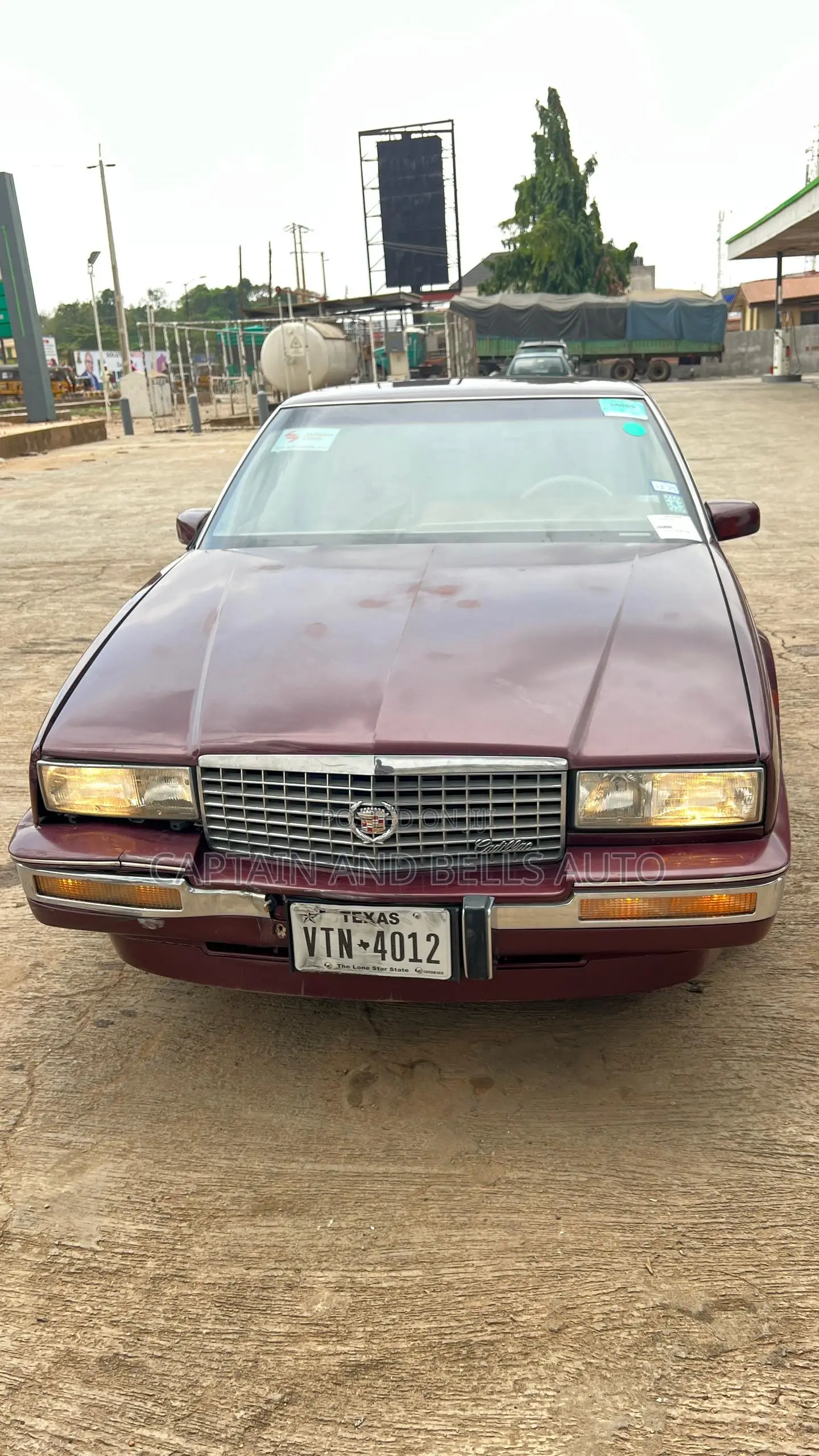 Cadillac Deville 1989 Burgundy