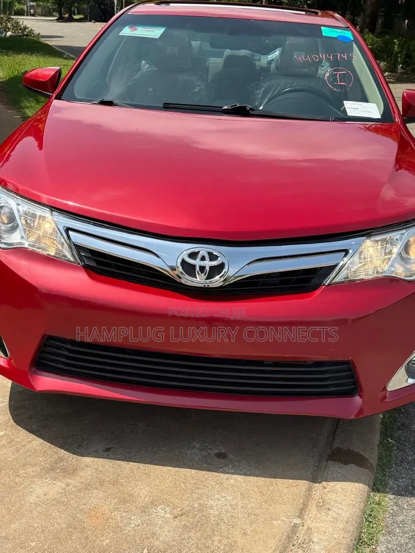 Toyota Camry 2014 Red