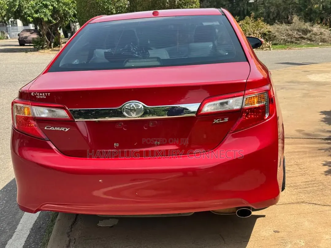 Toyota Camry 2014 Red