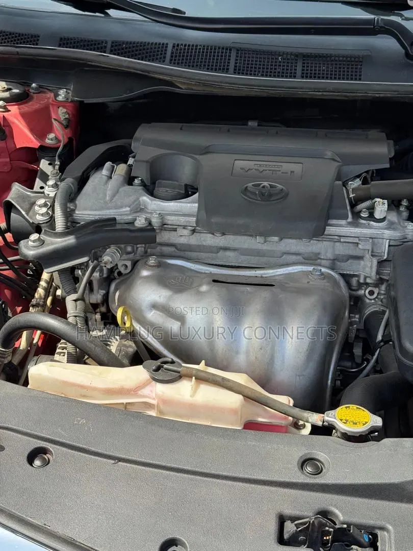 Toyota Camry 2014 Red