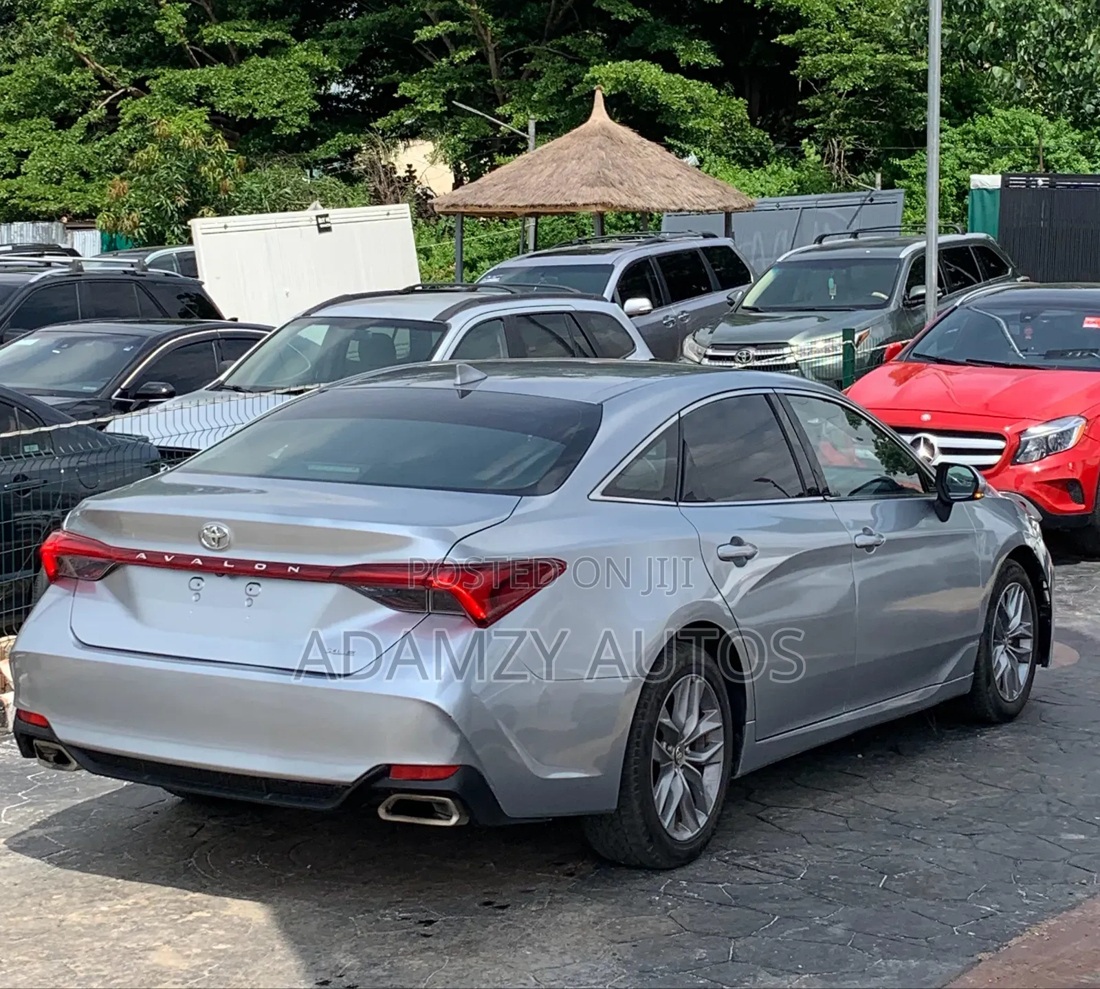 Toyota Avalon 2020 Blue