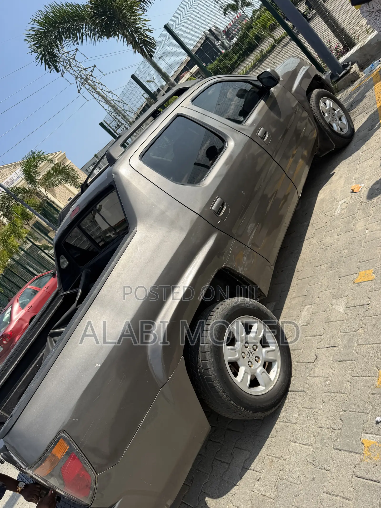 Honda Ridgeline RT 4x4 Crew Cab 122 in. WB 2007 Gray