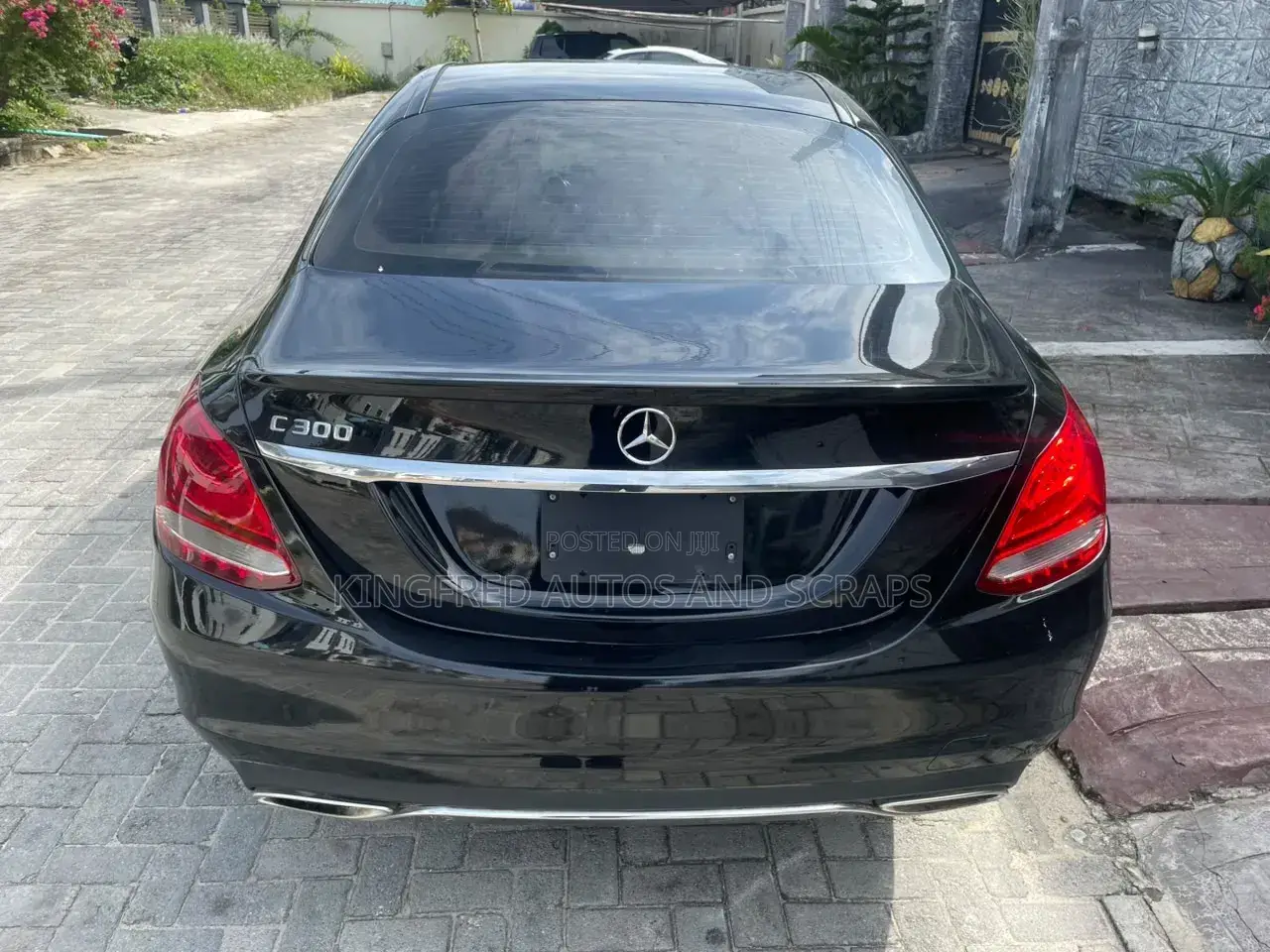 Mercedes-Benz C300 2017 Black